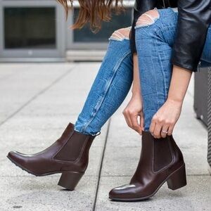 Thursday Boot Co Aria Leather Everyday Heeled Chelsea Boots in Women’s 8.5